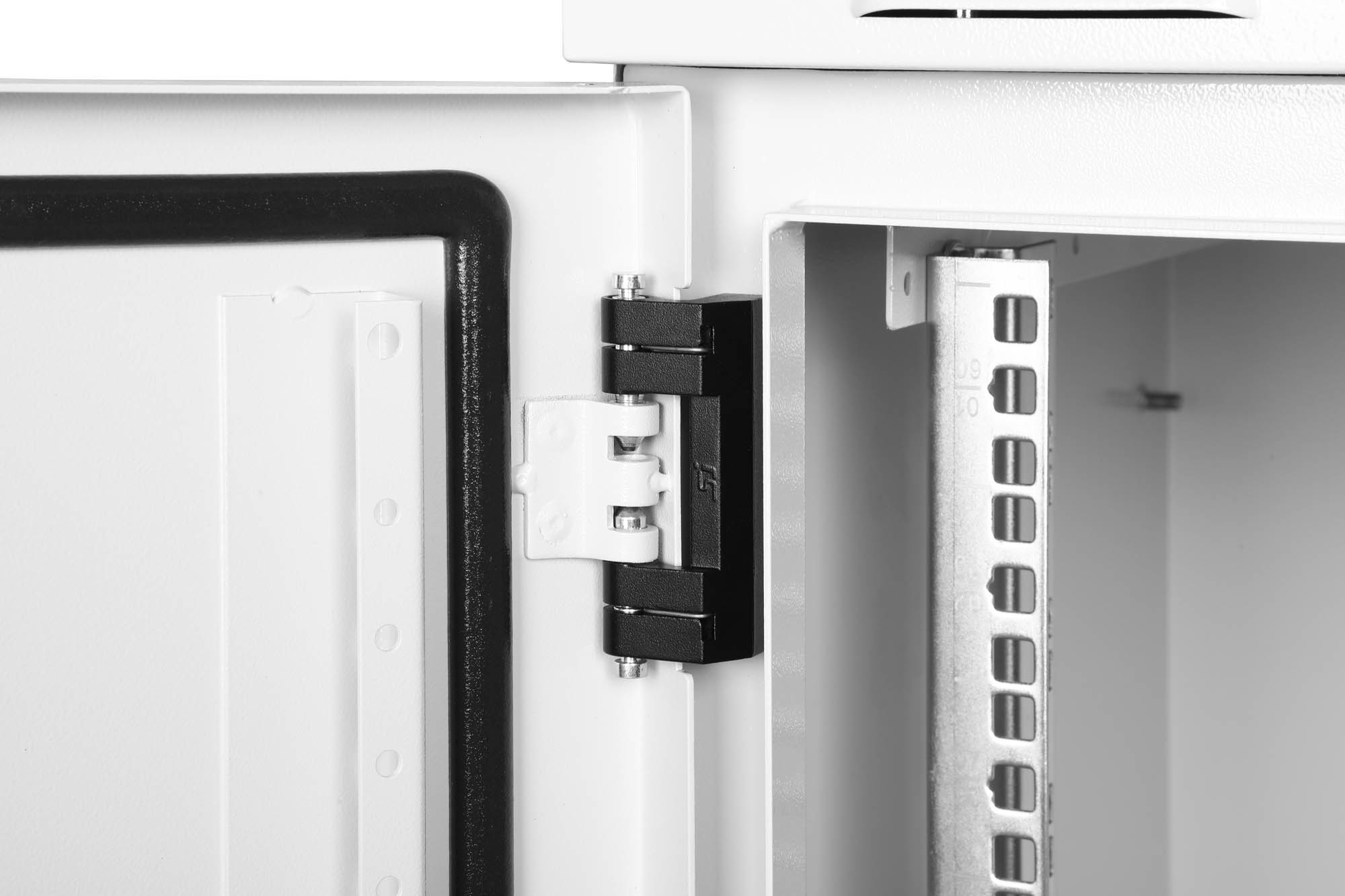 DIGITUS Outdoor IP55 9U 19" wall-mount cabinet, 600 × 450 mm (W × D), grey — view 3