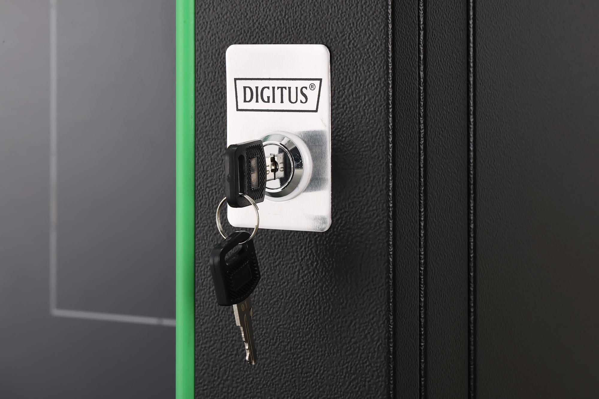 DIGITUS Dynamic Basic 12U 19" wall-mount cabinet, 600 × 450 mm (W × D), black — view 3