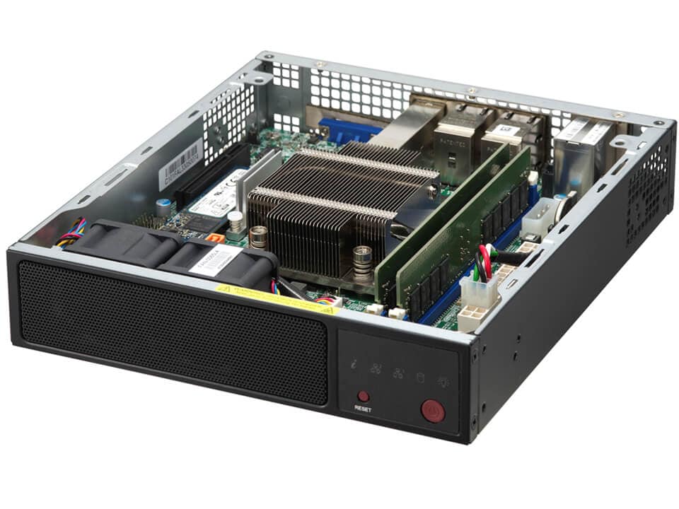 Supermicro IoT SuperServer SYS-E200-12A-8C